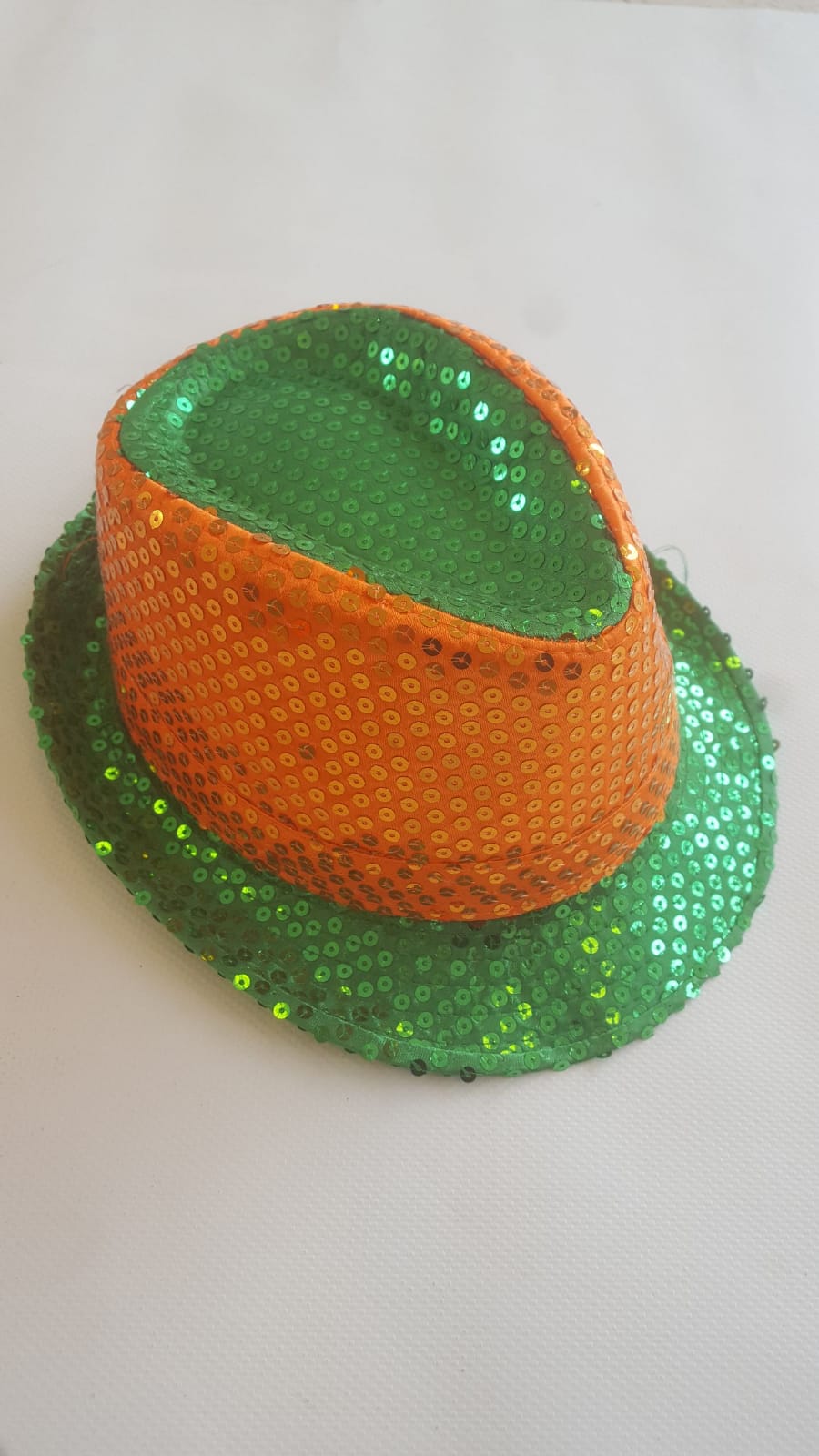 capone hoed groen/oranje - Koopjeshal Tilburg