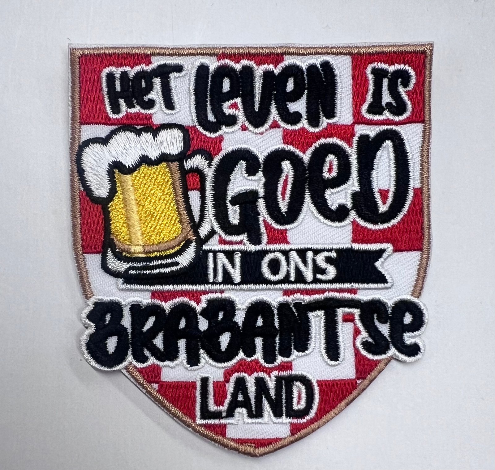 Het leven is goed in ons Brabantse land embleem